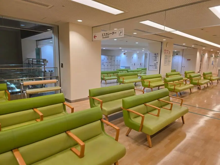 M3M ONE ATMOSPHERE SUITES – CORNER WALK, Sector 73/74, Gurgaon — Photo 5